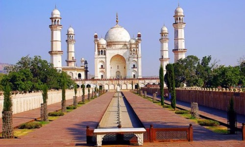 Bibi Ka Maqbara travel with Jaingiri Travels