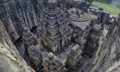 Ellora Caves travel at Jaingiri Travels